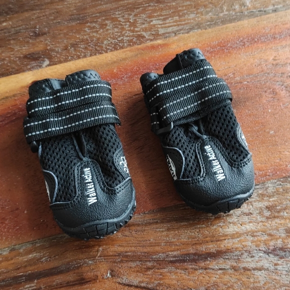 TRIXIE | Walker active protective boots for dogs - Picture 1 of 3